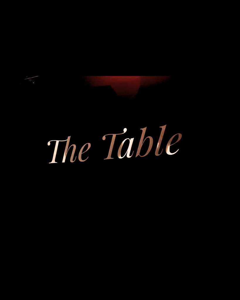 Hubb Table